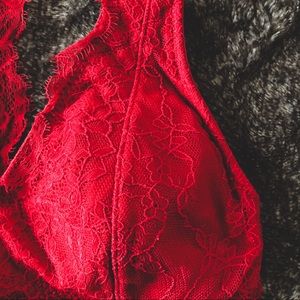 NWOT GILLY HICKS BRALETTE